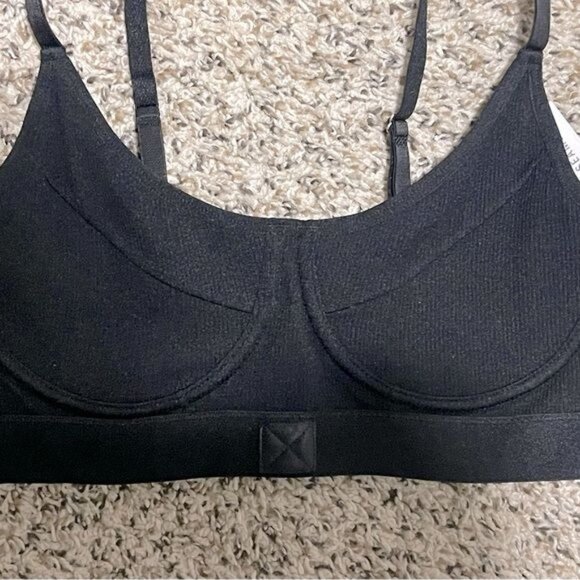 Forever 21 Black Sports Bras Size S - Picture 7 of 7